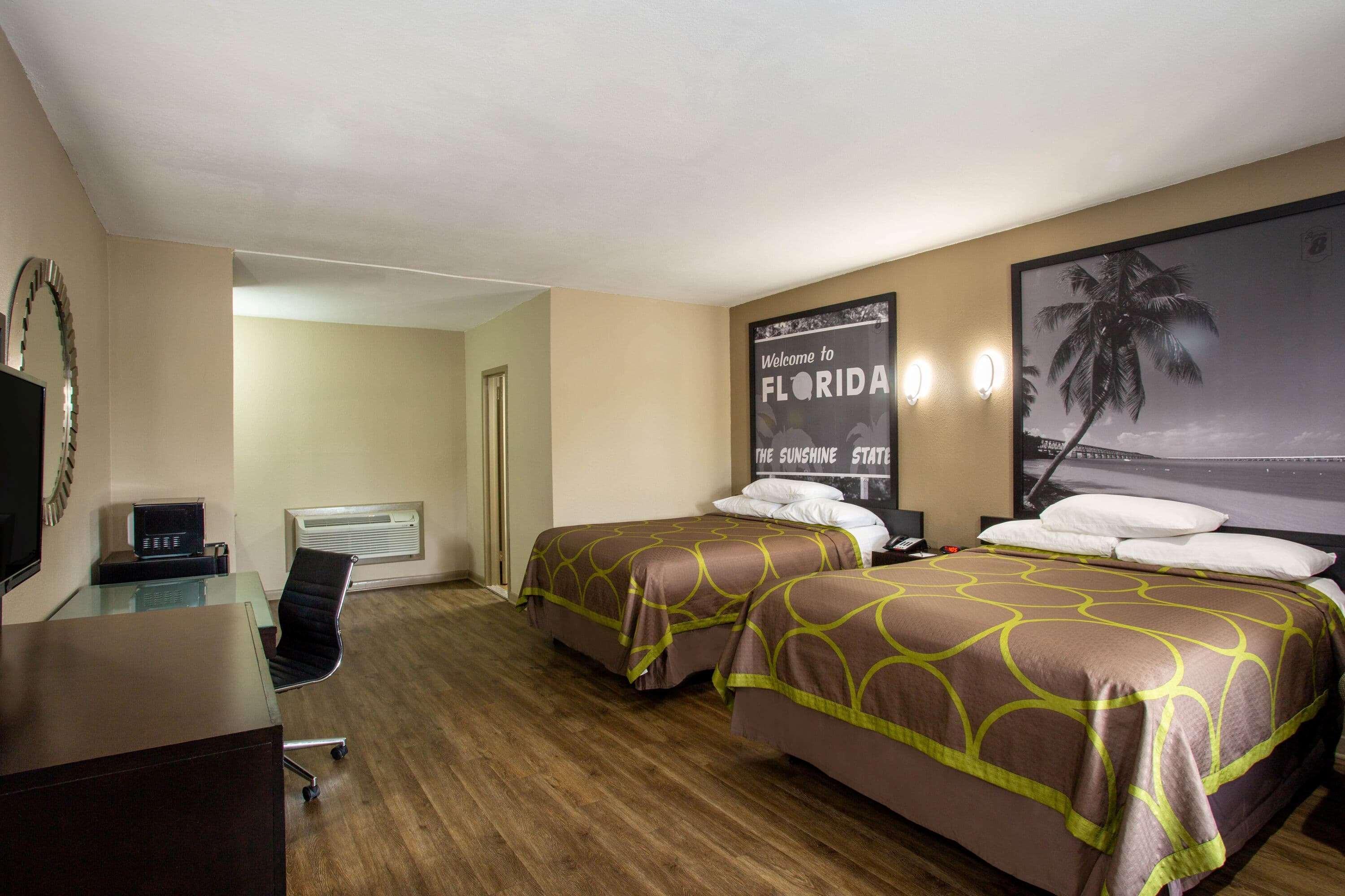 Motel Super 8 By Wyndham Pensacola Nas Area Beach Haven Esterno foto