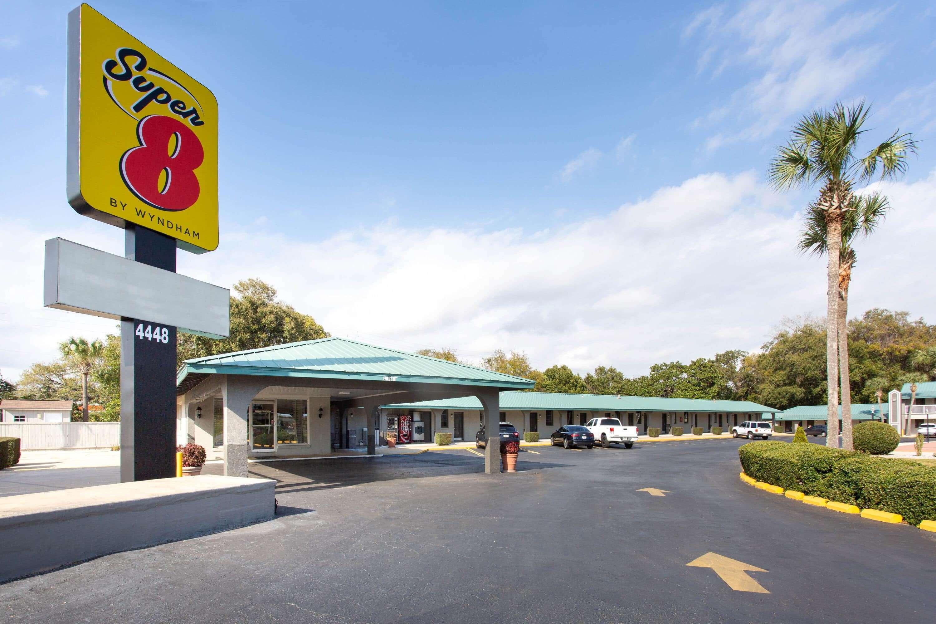 Motel Super 8 By Wyndham Pensacola Nas Area Beach Haven Esterno foto